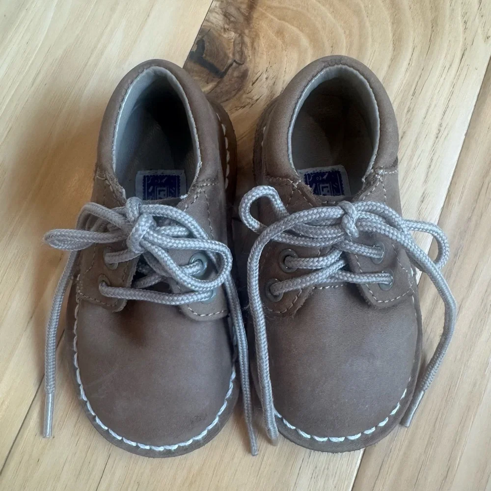 Boys leather shoes tan nubuck lace up oxford church size 5